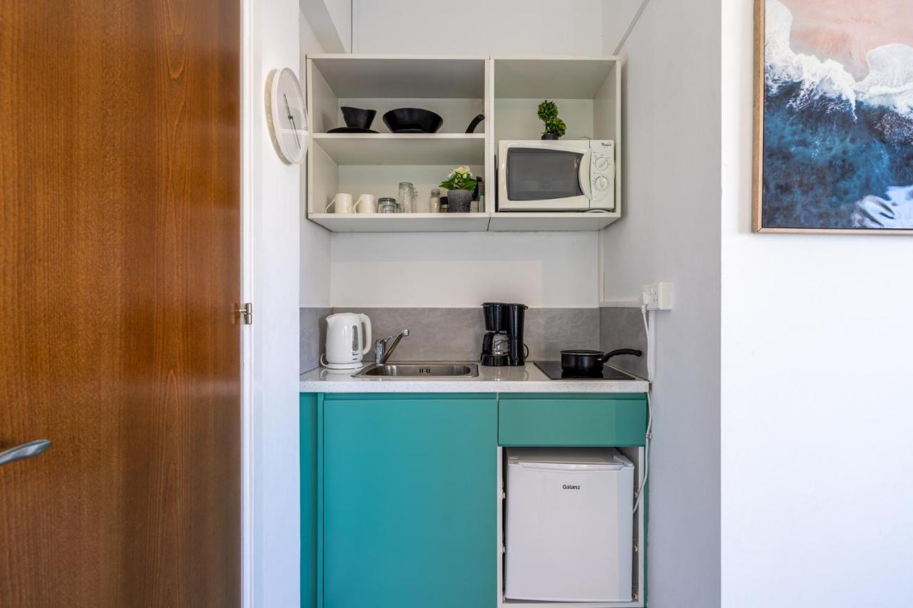 Sofia'S Cosy Studio In Larnaca Ngoại thất bức ảnh