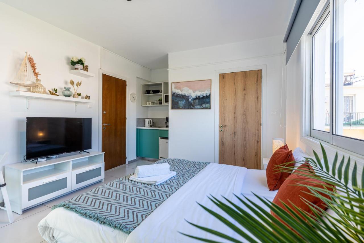 Sofia'S Cosy Studio In Larnaca Ngoại thất bức ảnh